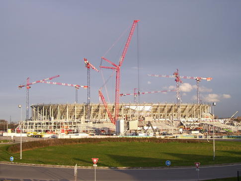 Toit du stade de foot de Bordeaux en construction